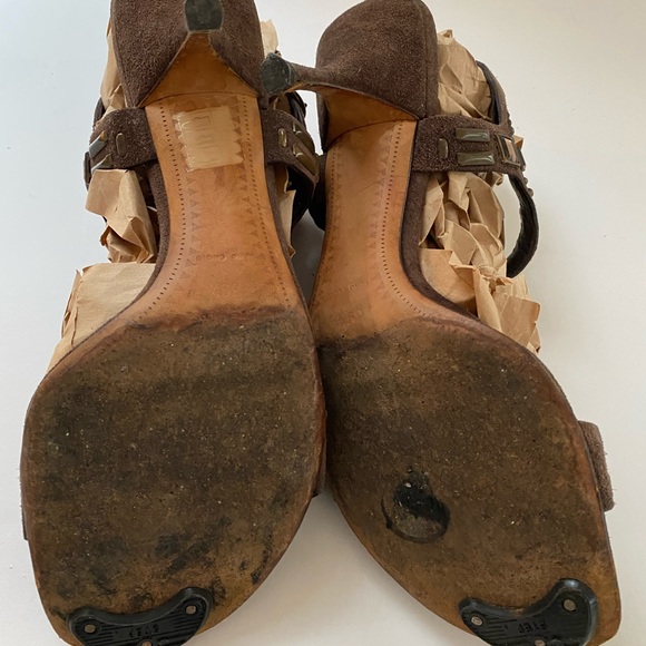 Miu Miu embellished T strap sandals. - Picture 3 of 6